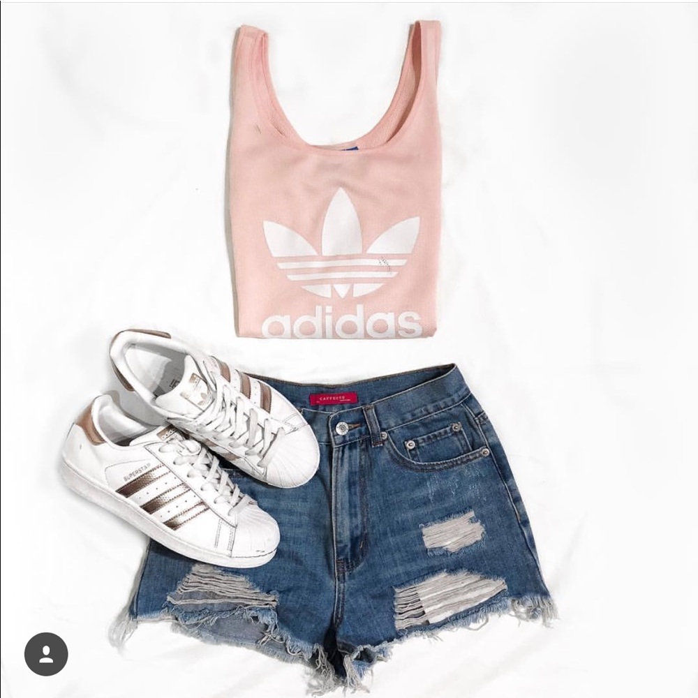 Adidas lazy top, loose top